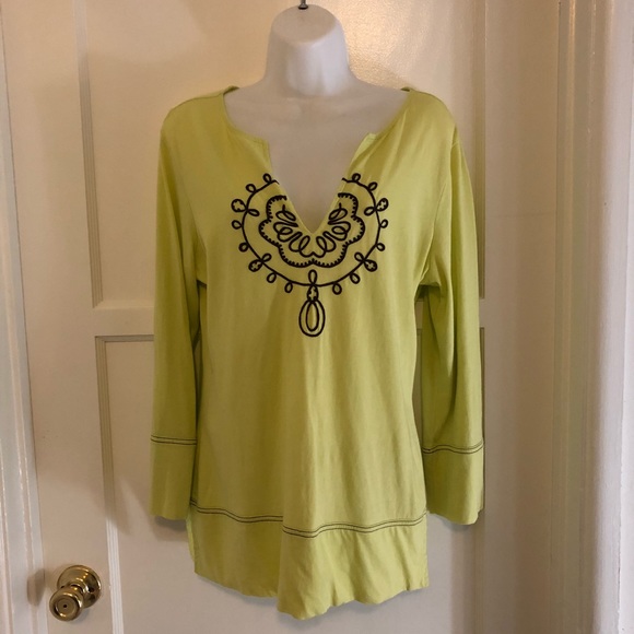 ATHLETA EMBROIDERED Top - MED - Picture 2 of 5